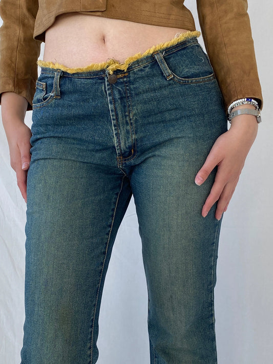 Y2K Jiawei Flared Mid-Rise Women’s Jeans - 40EUR - Balagan Vintage Jeans 00s, 90s, Ayah, denim, flare jeans, jeans