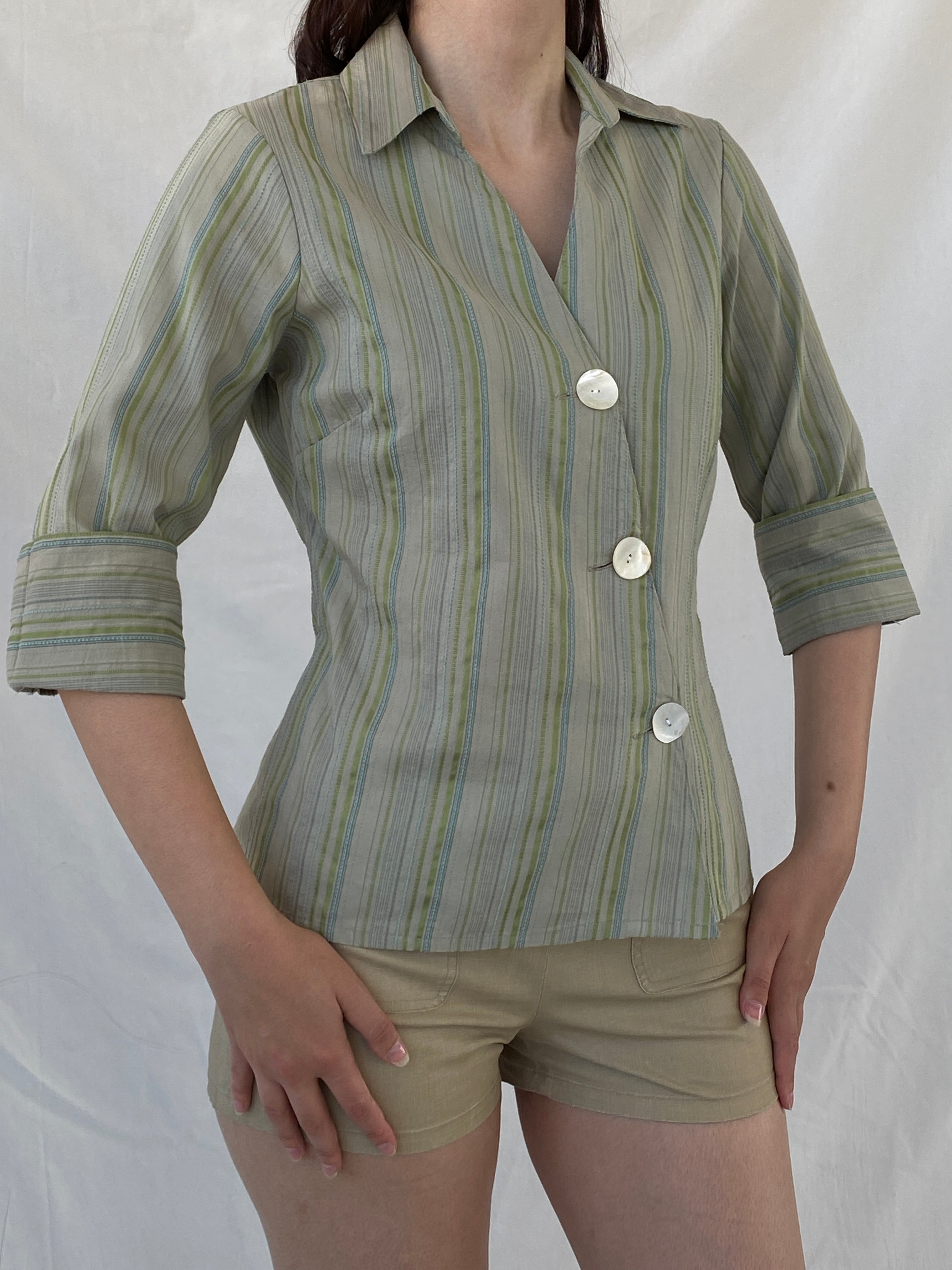 Y2K Kiabi Woman Office Core Green Striped Asymmetric Buttoned Shirt - M - Balagan Vintage Full Sleeve Shirt 00s, Ayah, cotton shirt, full sleeve shirt, NEW IN, Office core, shirt, women shirt