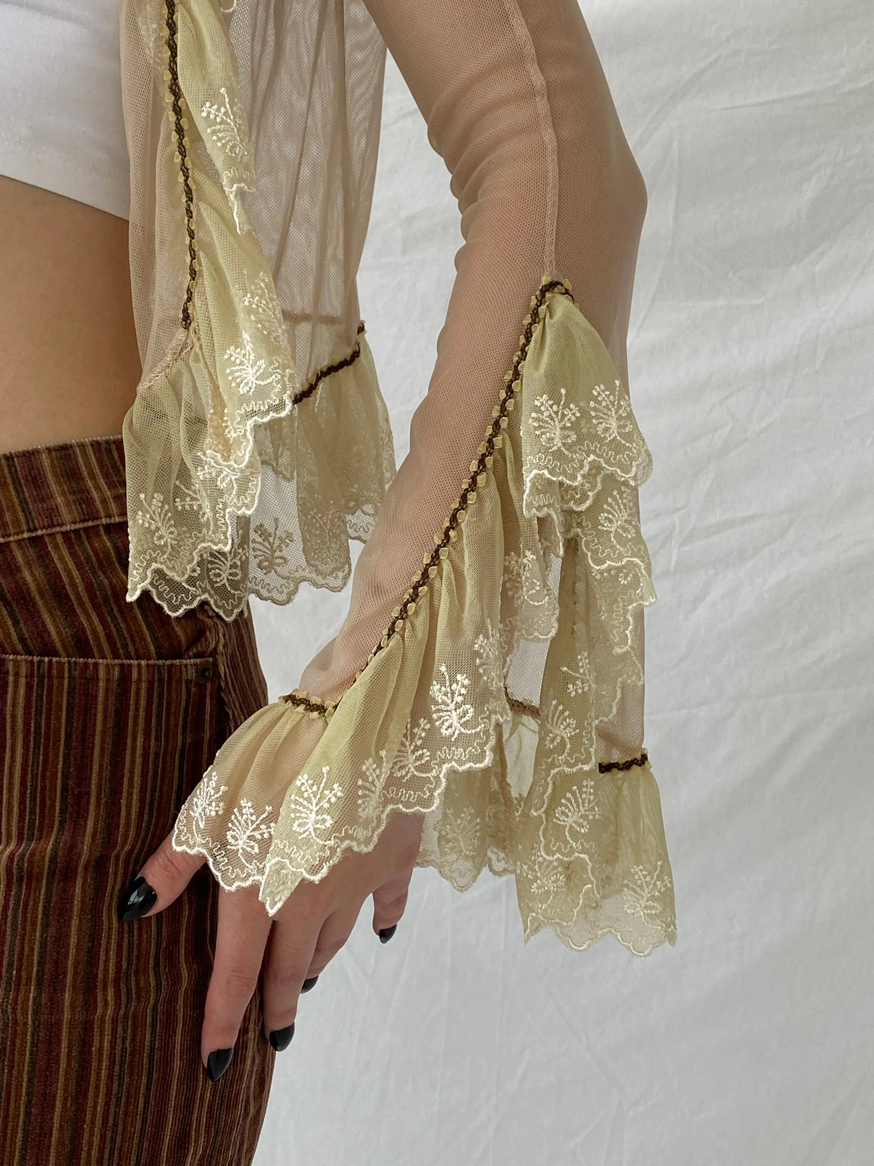 Y2K Mesh Beige Fairy Core Cardigan With Lace Detailing - XS - Balagan Vintage Cardigan 00s, Ayah, cardigan, mesh, women top