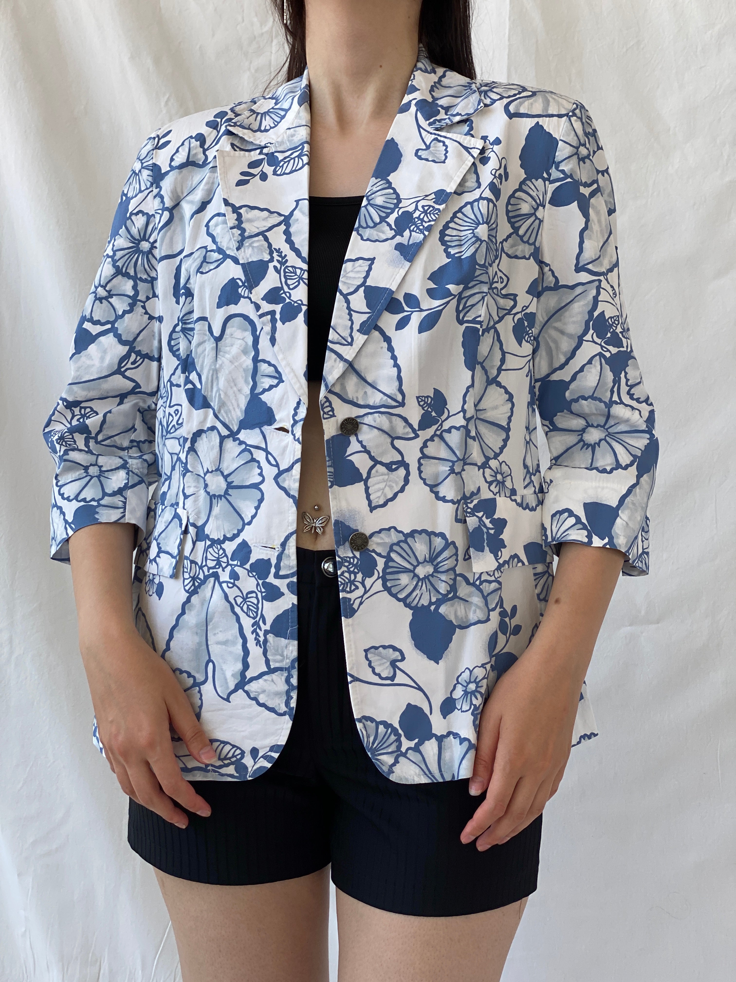 Y2K Nancy Co White Blue Floral Linen Blend Oversized Fit Blazer - L - Balagan Vintage Blazer 00s, Ayah, blazer, Coats&Jackets, consignment, denim, floral, full sleeve blazer, NEW IN, Shereen, winter, Women's Blazers
