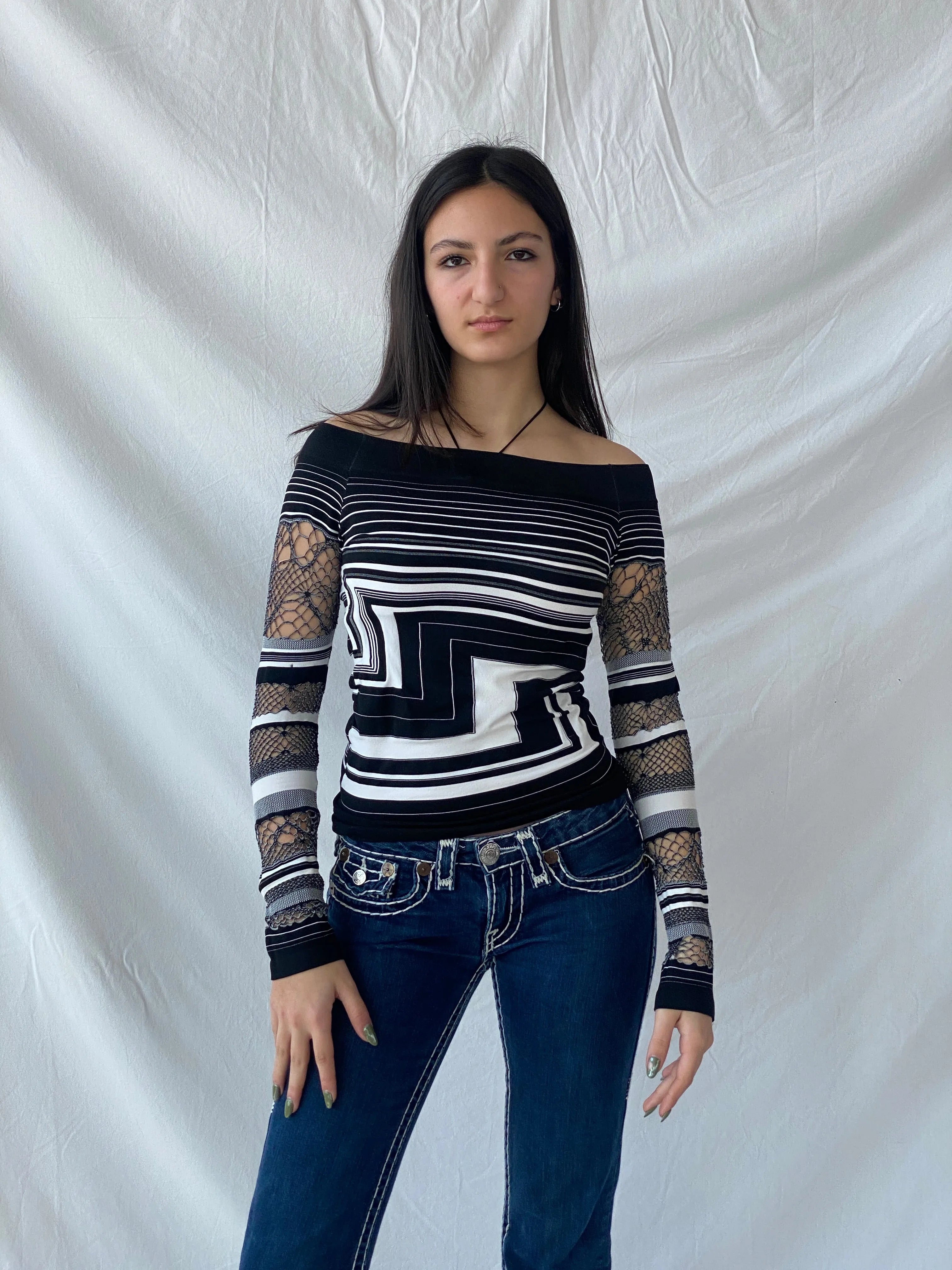 Y2K Sugar Lips Off Shoulder Striped Black & White Women’s Top - S - Balagan Vintage Full Sleeve Top 00s, full sleeve top, Syntia, women top