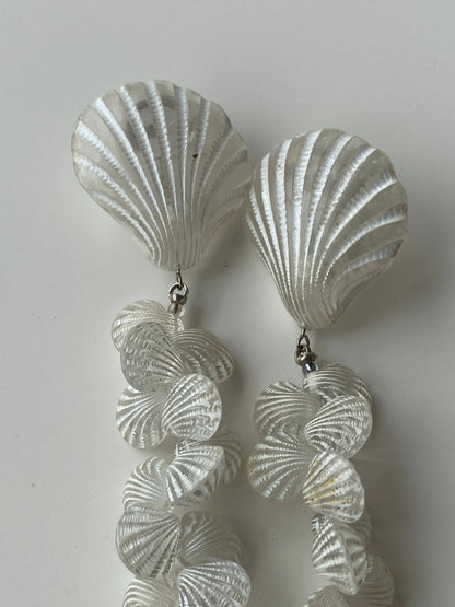 Y2K White Sea Shell Drop Earrings - Balagan Vintage Earrings 00s, 90s, Earrings