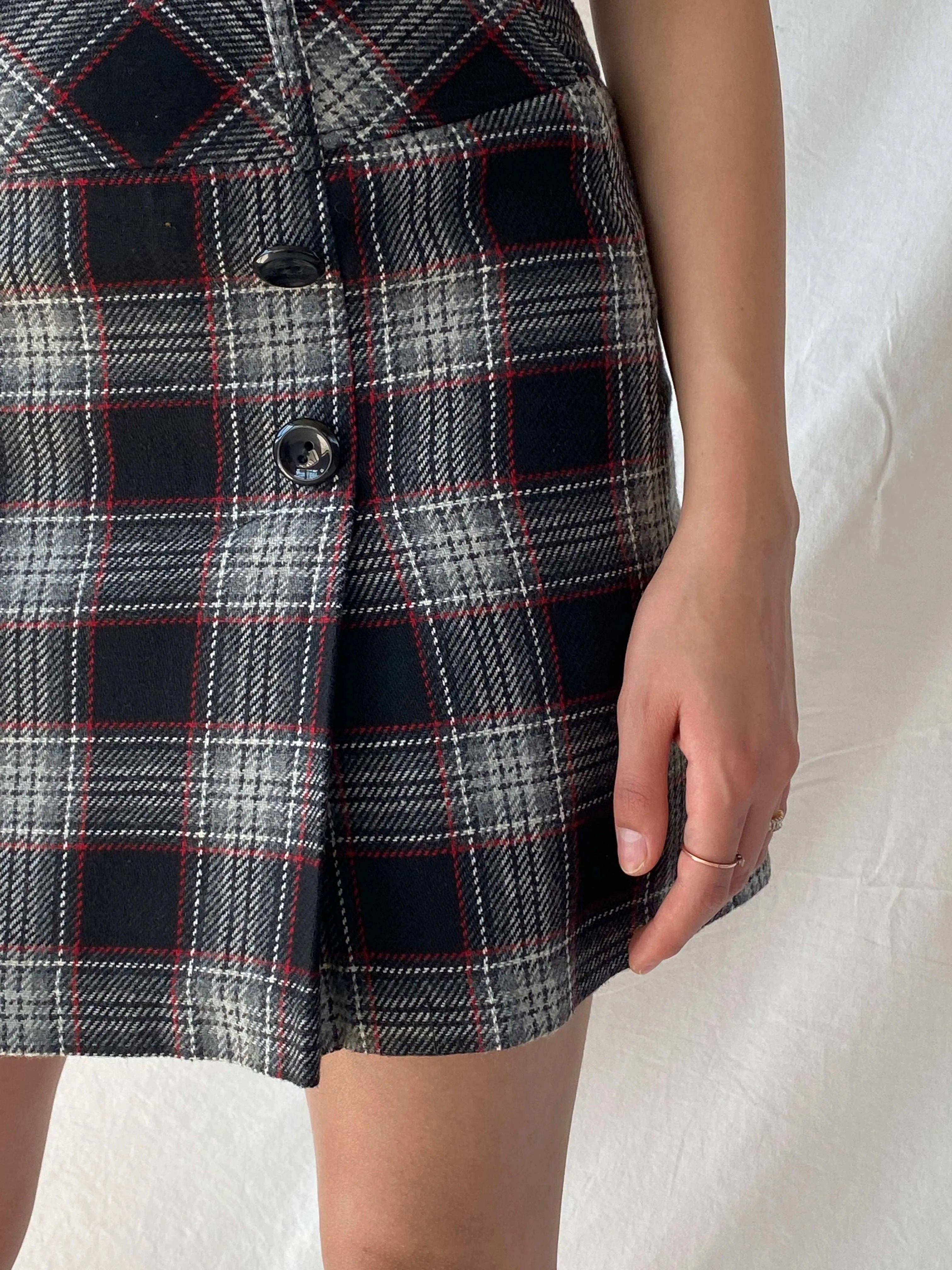 Y2K Yessica Check Pleated Mini Skirt - S - Balagan Vintage Mini Skirt 00s, 90s, consignment, midi skirt, Mira, plaid, plaid skirt, Tojan