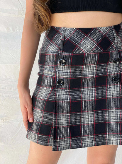 Y2K Yessica Check Pleated Mini Skirt - S - Balagan Vintage Mini Skirt 00s, 90s, consignment, midi skirt, Mira, plaid, plaid skirt, Tojan