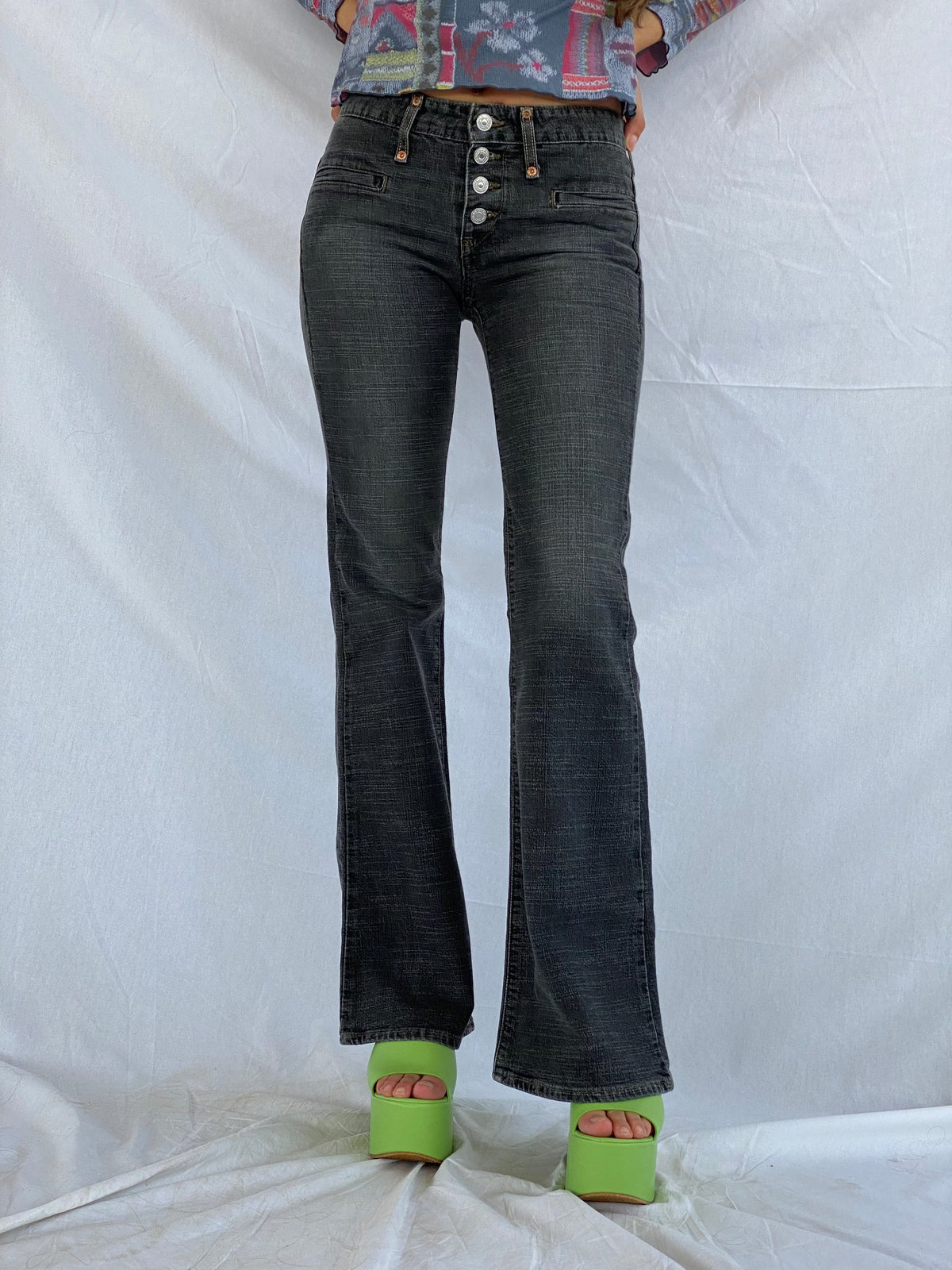 Vintage Low Waisted Levi’s Flare Jeans - Balagan Vintage