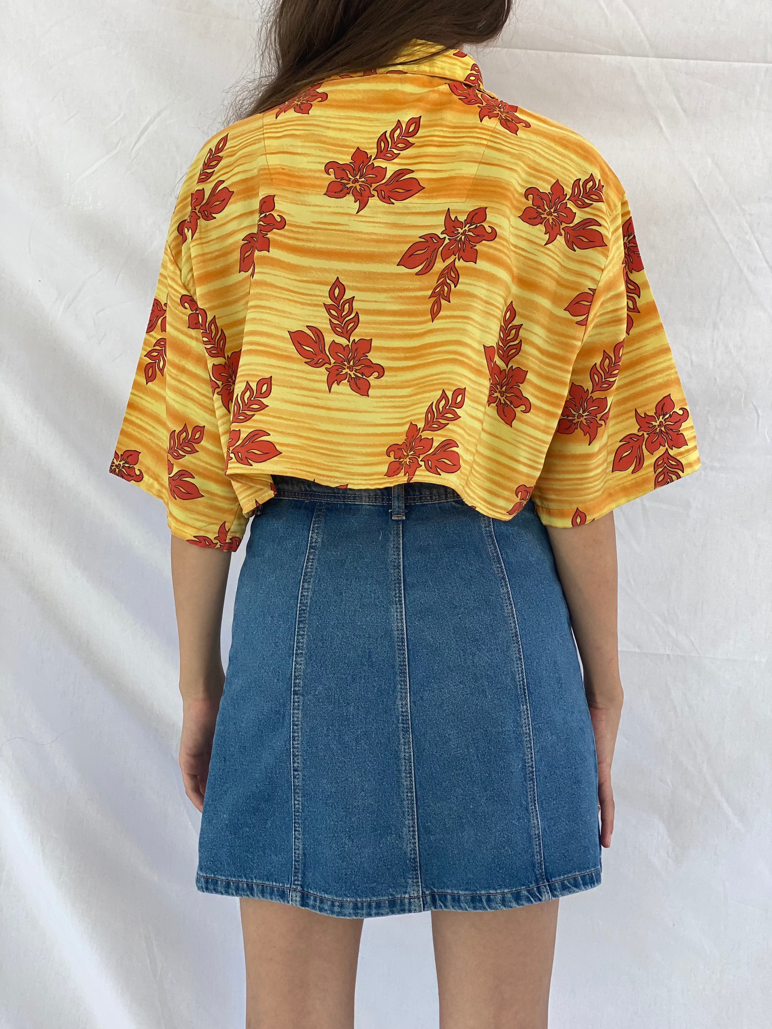 Vintage Pineapple Connections Cropped Hawaiian Print Shirt