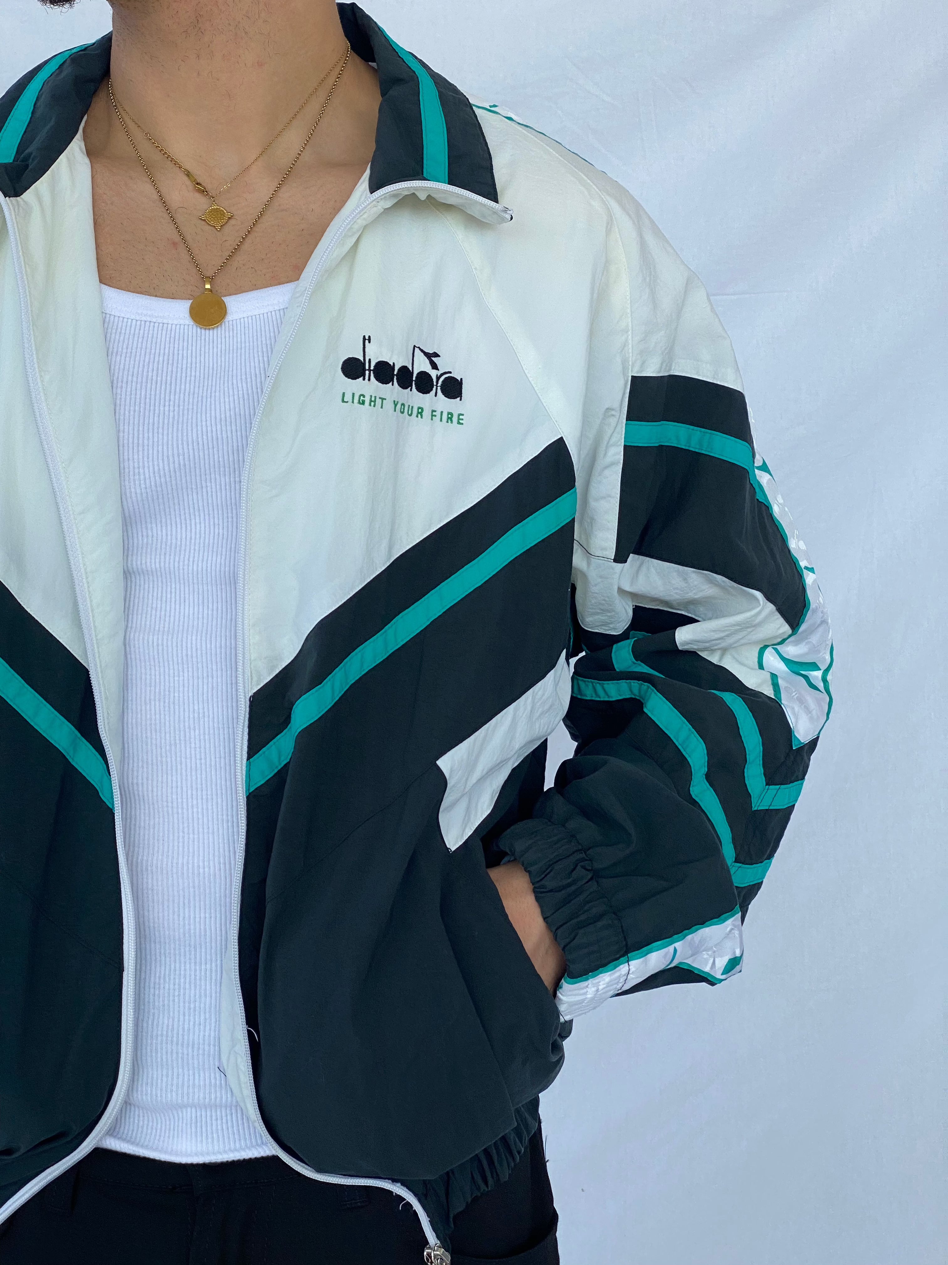 Vintage Diadora Windbreaker Jacket - Balagan Vintage Windbreaker Jacket 90s, nylon, outerwear, vintage, windbreaker, windbreaker jacket
