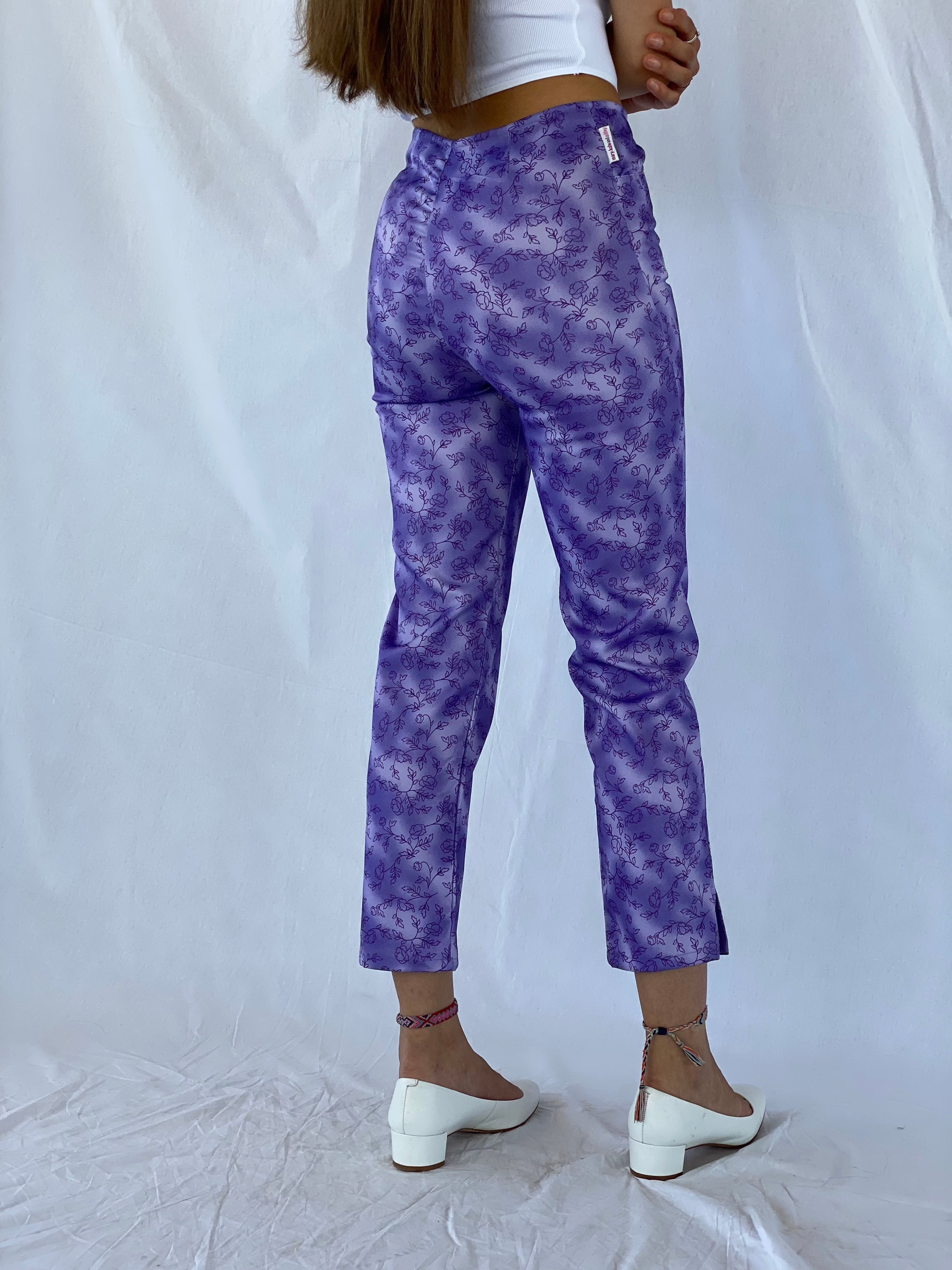 Vintage 90s Mary-Kate and Ashley Pants - Balagan Vintage Pants 00s, 90s, Deals, jeans, outerwear, pants, printed shorts, summer, summer prints, techno, techno wear, vintage, vintage pants, vintage prints, women pants, Y2K